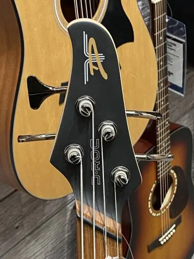 Dingwall D-ROC 4 Gloss Metalflake Aquamarine 2